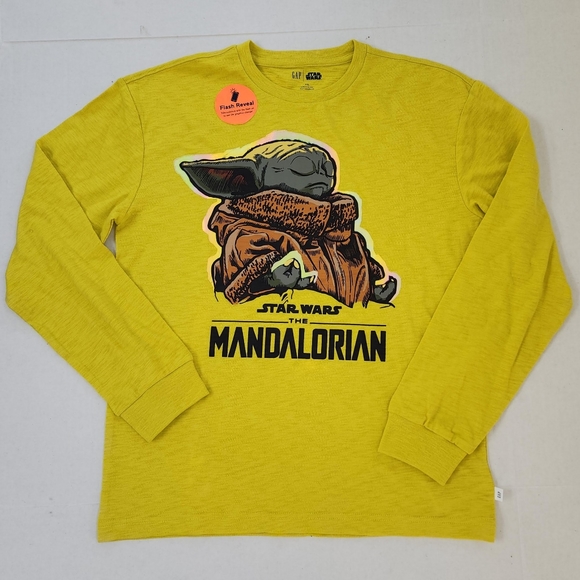 Gap Baby Yoda Neon Yellow Graphic Image Changing Long Sleeve Crew Tee Shirt - Picture 10 of 10